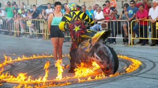 Вот на Что Способны Самые Крутые Водители в Мире